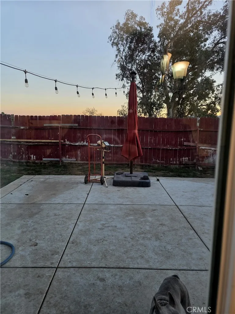 6026 Winncliff Drive, Jurupa Valley, California 92509 home-pic-11